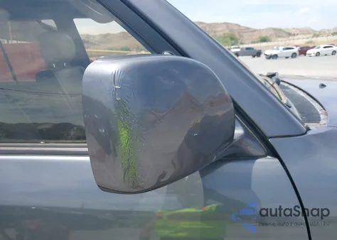 2003 Toyota Land Cruiser from USA, damaged, VIN JTEHT05J532043409